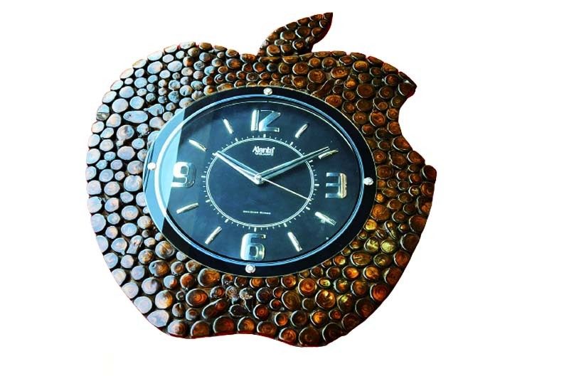Apple-Shape-Wooden-Wall-Watch